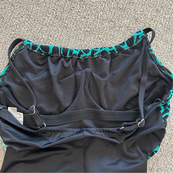 MagicSuit Magic Suit Lisa Draped Ruched One-Piece Underwire Swimsuit 12 - Picture 4 of 7